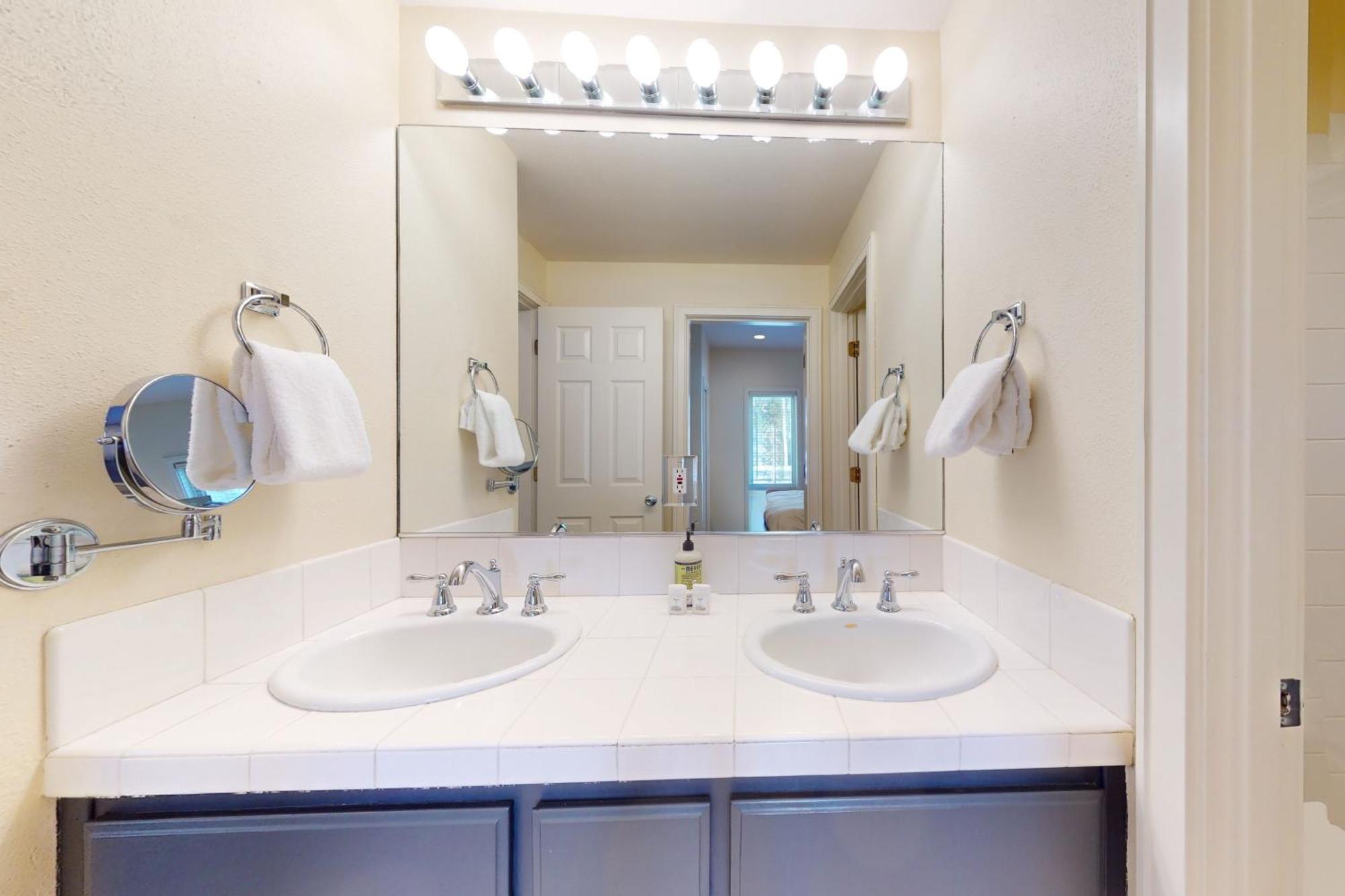 Deschutes Delight Villa เบนด์ ภายนอก รูปภาพ